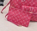Louis Vuitton Monogram Fall For You Neverfull MM - Canvas & Monogram Canvas, Gold-Tone Hardware, Pink - Image 7
