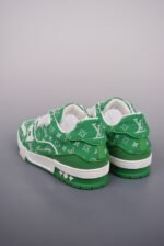 Louis Vuitton Sneakers pattern green - Shoes - Image 9