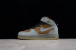 Nike Air Force 1 LowChristmas CQ505 - Shoes - Image 2