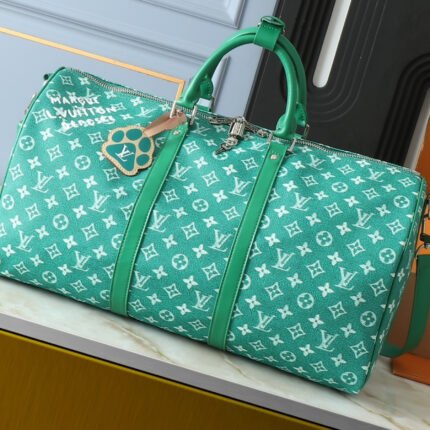 Louis Vuitton Keepall Bandoulière 50 Green Distressed Leather- Bag