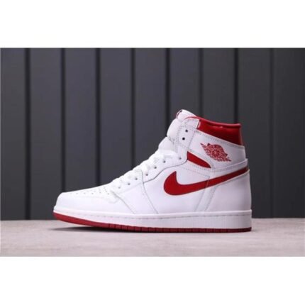 Jordan 1 Retro Metallic Red (2017) - Shoes
