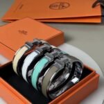 Hermes Clic H Enamel Palladium Plated Narrow Bracelet - Accessories - Image 2