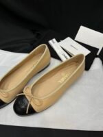 CHANEL Black and Beige Leather CC Bow Ballet Flats-Shoes - Image 6