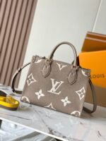 LOUIS VUITTON LV Monogram Canvas Onthego Bag - Image 3