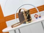 Louis Vuitton Fall Winter 2024 Fashion Show Collection Side Trunk - Image 8