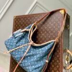 [TOP] Louis Vuitton LV CarryAll MM - Denim - Bag