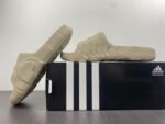 Yeezy Slide new collection - Image 10