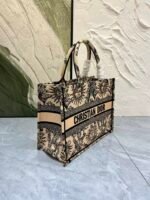 Dior book tote dark gold zoo - Bag - Image 2