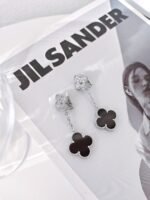 Van Cleef & Arpels Magic Alhambra Earrings - Image 3
