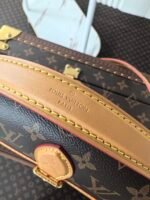 [TOP]Louis Vuitton Nano Diane - Brown - Image 7