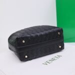 Bottega Veneta Mini Wallace-Black - Bag - Image 3
