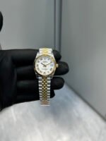 Rolex Datejust Rolex watch, Oystersteel, Yellow Gold, Classic Size - Image 3