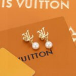Louis Vuitton LV Iconic Louisa Earrings - Image 9