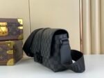 Louis Vuitton S-Cape Messenger Bag - Image 3
