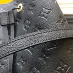Louis Vuitton LV NeoNoe MM Bucket Bag - Image 11