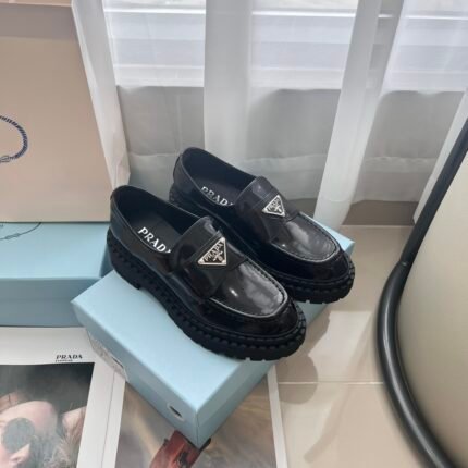 PRADA Glossy Patent Leather Triangle Labeled Loafers
