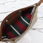 Gucci GG Emblem small shoulder bag - Beige - Image 9