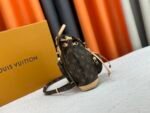 LOUIS VUITTON LV Montsouris Mini - Bag - Image 5