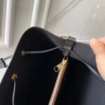 Louis Vuitton LV NeoNoe MM Bucket Bag - Image 11