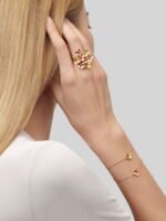 Van Cleef & Arpels Vinatge Frivole bracelet, Yellow gold, diamonds, Mini model - Image 2