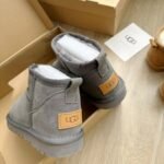 UGG Classic Ultra Mini Boot Grey - Shoes - Image 3