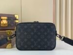 Louis Vuitton Crossbody Massanger Bag - Image 3
