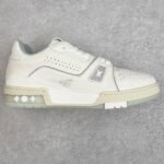 Louis Vuitton Sneakers white - Shoes