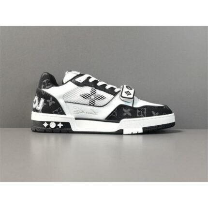 [TOP] Louis Vuitton Trainer Black White - Shoes
