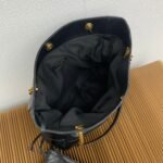 Saint Laurent JAMIE 4.3 Medium Pochon Calfskin chain bag - Image 5