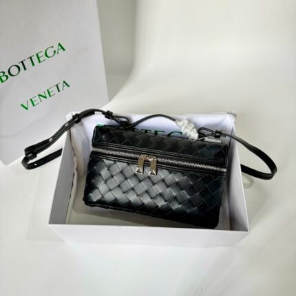 Bottega Veneta Bang Bang Vanity Case Black With Silver Clasp - Bag