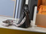 Louis Vuitton Alma BB Epi grained cowhide leather - Black - Image 3