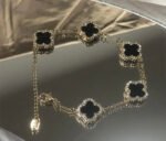 Van Clee & Arpels Vintage black bracelet 5 motifs - Accessories - Image 2