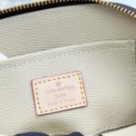 Louis Vuitton x Cosmetic Pouch - Monogram Canvas - Image 9
