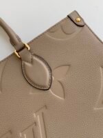 [TOP] LOUIS VUITTON LV Monogram Canvas Onthego MM - Bag - Image 8