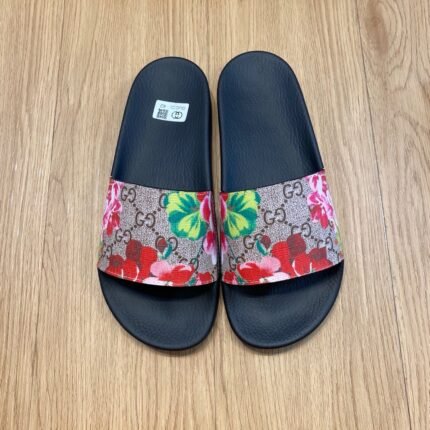 Gucci Women's Pursuit Pool Slide Sandals - Shoes