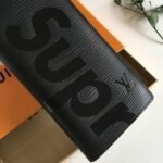 Louis Vuitton Wallet - Image 4