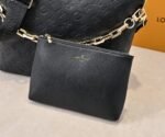 Louis Vuitton Coussin Hobo MM Black Bag - Image 8