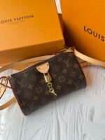 [TOP]Louis Vuitton Monogram Pochette Tirette Gold Buckle Shoulder Bag - Brown - Image 4