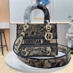 [TOP] Dior Medium Lady Dior Bag