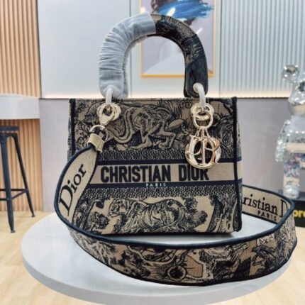 [TOP] Dior Medium Lady Dior Bag