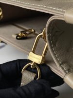 [TOP]LOUIS VUITTON LV Monogram Canvas Onthego PM - Bag - Image 11