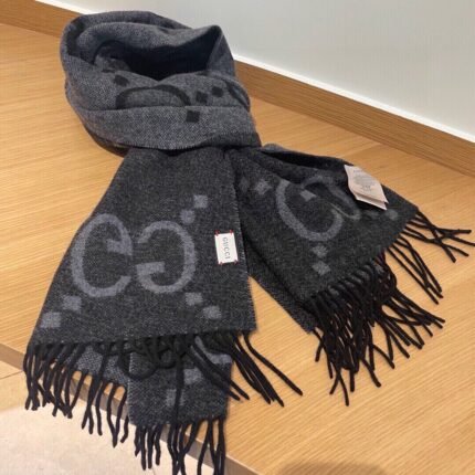 Gucci Gucci Black Cashmere Scarf