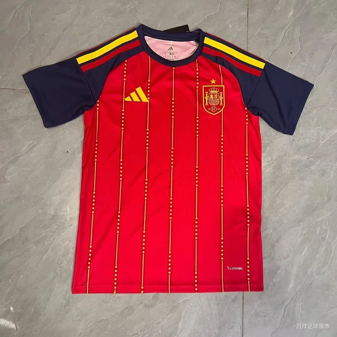 953dd801c3775aee2dedb32c715b8a07 2026 Spain National Team Fan Version Home Football Jersey - Image 1