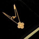 Van Cleef & Arpels Alhambra pendant, Two Size - Image 6