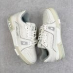Louis Vuitton Sneakers white - Shoes - Image 2