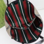 Gucci GG Emblem Maxi Black tote bag - Image 11