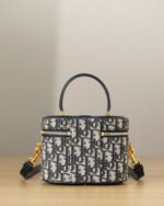 [TOP] Dior Small CD Signature Vanity Case - Image 4