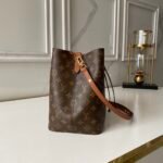 Louis Vuitton LV NeoNoe MM Bucket Bag - Image 9