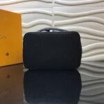 Louis Vuitton LV NeoNoe MM Bucket Bag - Image 9