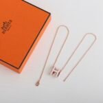Hermes Necklace - Accessories